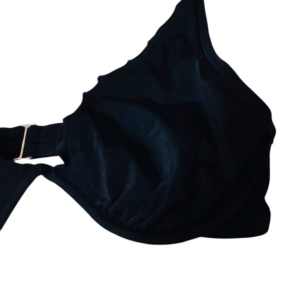 Victoria’s Secret‎ Black Halter Bikini Top 36C - Picture 2 of 4